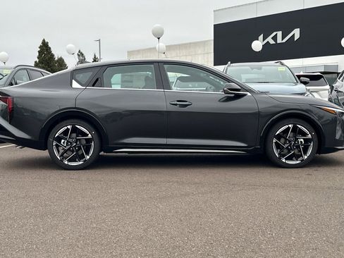 New 2026 Kia K4 GT-Line image 4