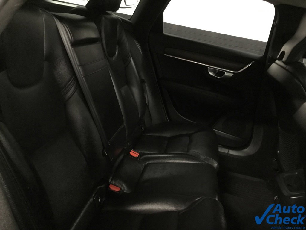 Used 2020 Volvo V90 T6 Cross Country AWD/4WD image 31