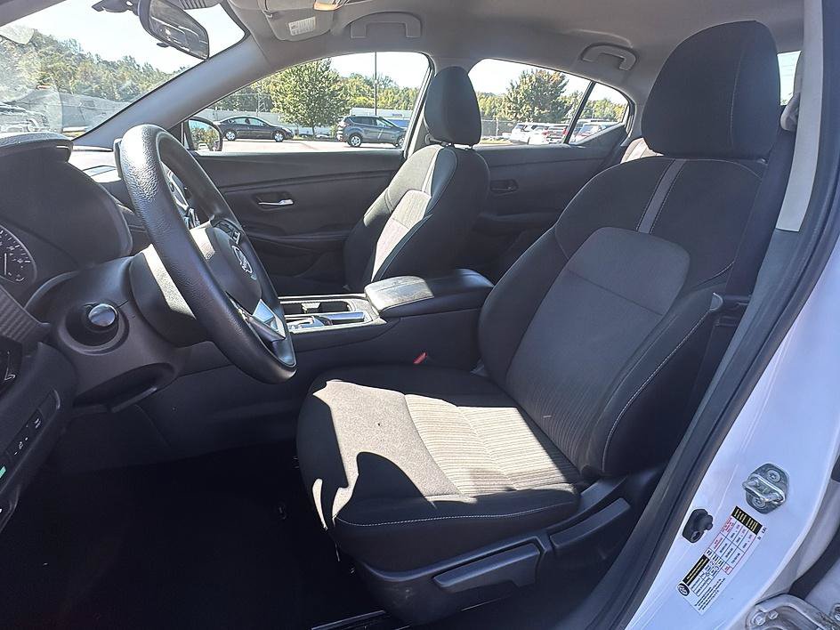 Certified 2025 Nissan Sentra SV FWD image 15