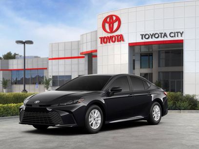 New 2026 Toyota Camry SE w/ Convenience Package