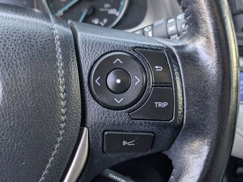 Used 2016 Toyota RAV4 Limited image 19