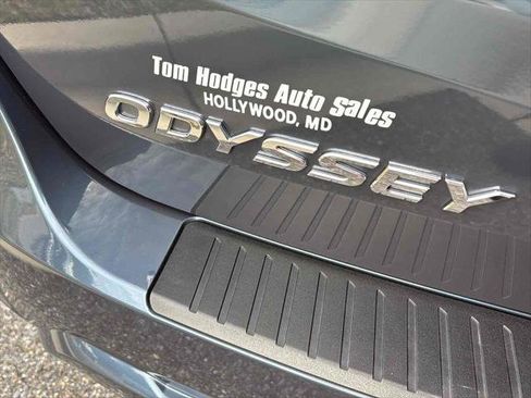 Used 2025 Honda Odyssey Elite image 6