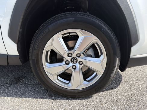 Certified 2021 Toyota RAV4 Limited image 25