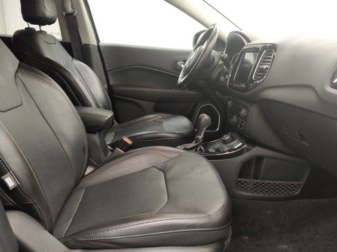 Used 2020 Jeep Compass Limited AWD/4WD image 21