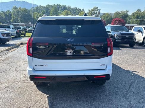 Used 2025 Ford Expedition Max Platinum w/ Stealth Appearance Package AWD/4WD image 6