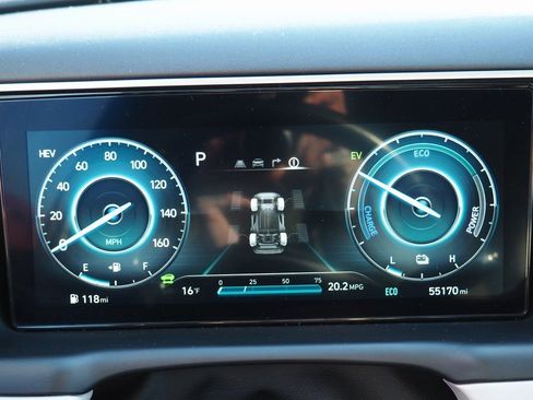 Used 2024 Hyundai Tucson Limited image 45