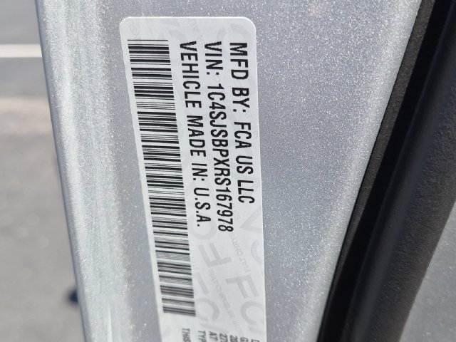Used 2024 Jeep Wagoneer L Series II w/ Flexible Seating Group AWD/4WD image 24