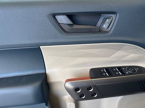 New 2025 Ford Maverick Lariat w/ 4K Tow Package image 10