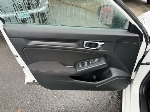 Certified 2025 Honda Civic Sport image 12