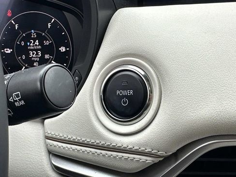 Certified 2024 MAZDA CX-90 Plug-In Hybrid w/ Premium Plus AWD/4WD image 17
