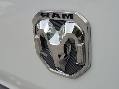Used 2025 RAM ProMaster 3500 w/ Convenience Group FWD image 11