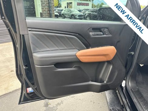 Used 2026 GMC Canyon AT4 w/ AT4 Premium Package AWD/4WD image 14