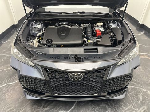 Used 2019 Toyota Avalon XSE image 29