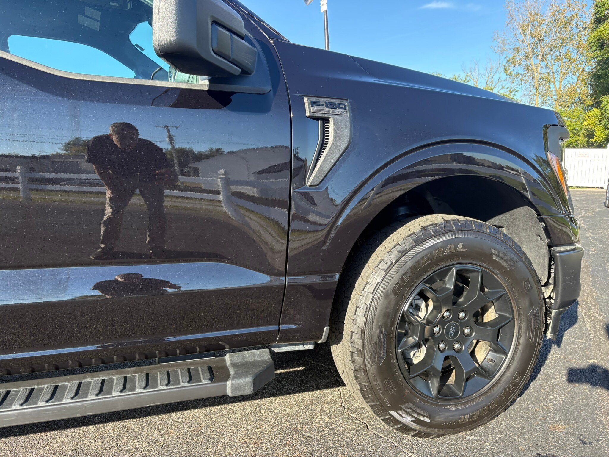Used 2025 Ford F150 STX w/ Equipment Group 201A FX4 AWD/4WD image 13
