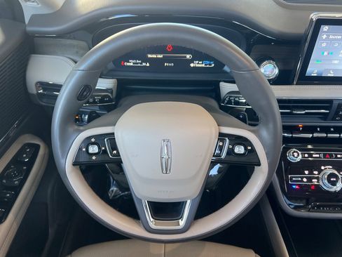 Certified 2022 Lincoln Corsair Grand Touring image 14