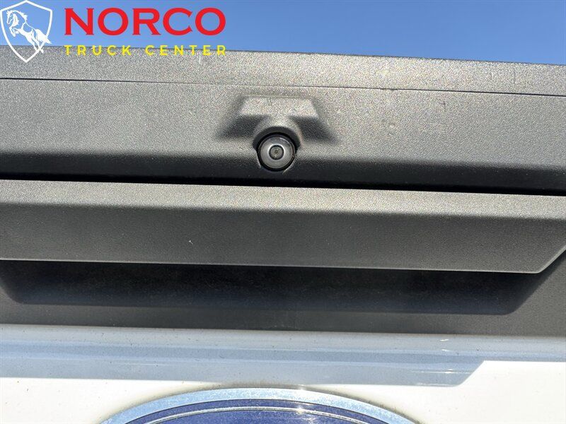 Used 2022 Ford F250 XLT AWD/4WD image 9
