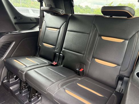 Used 2021 GMC Yukon AT4 w/ AT4 Premium Plus Package AWD/4WD image 32