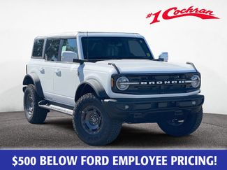 New 2025 Ford Bronco Outer Banks w/ Sasquatch Package AWD/4WD video 1
