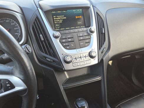 Used 2017 Chevrolet Equinox Premier w/ Enhanced Convenience Package image 28