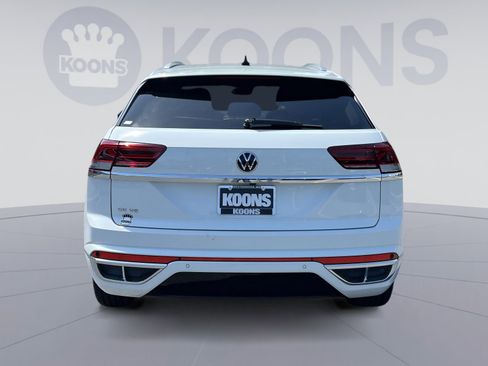 Used 2021 Volkswagen Atlas Cross Sport SE FWD image 5
