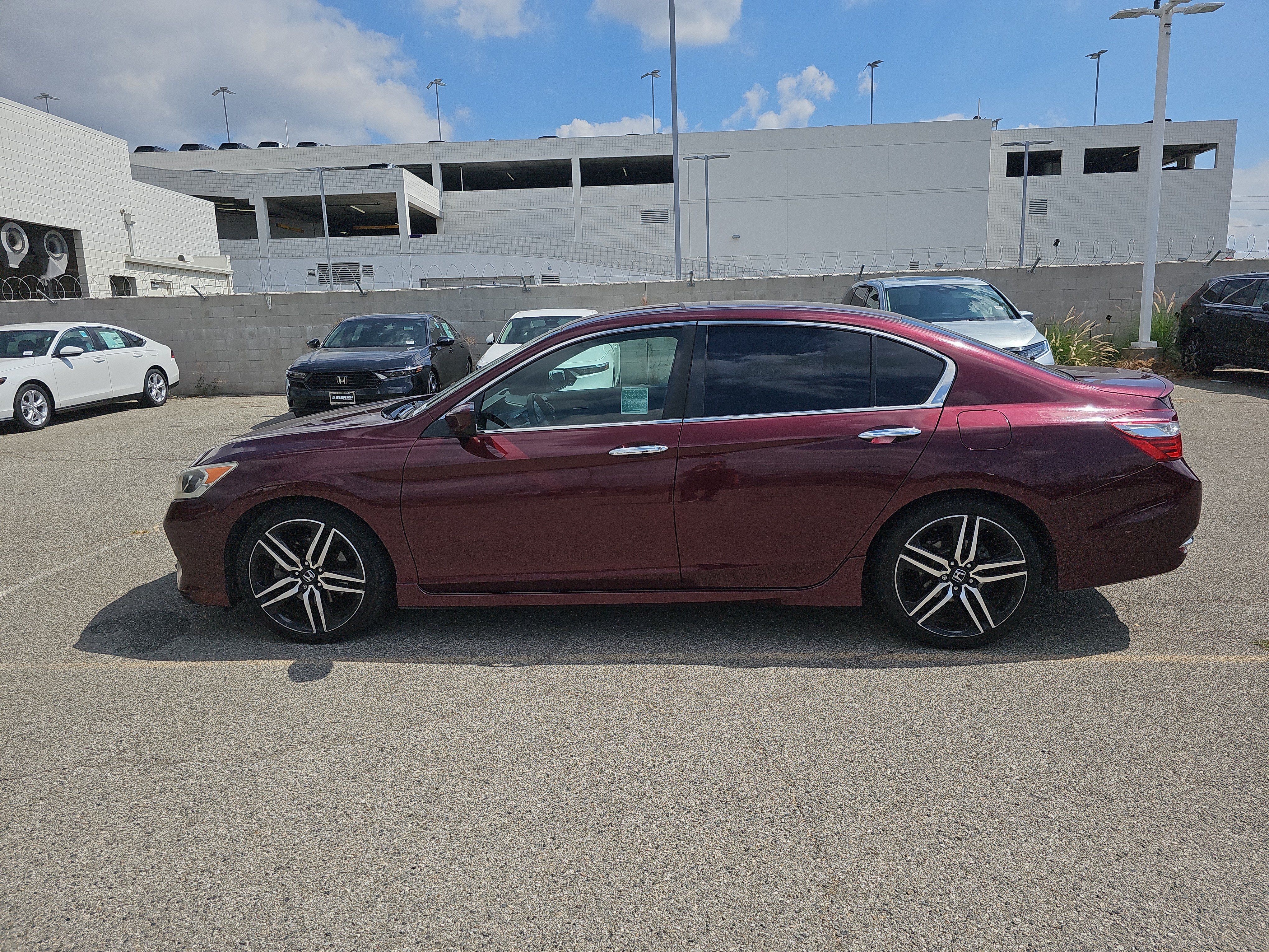 Used 2017 Honda Accord Sport Special Edition image 7