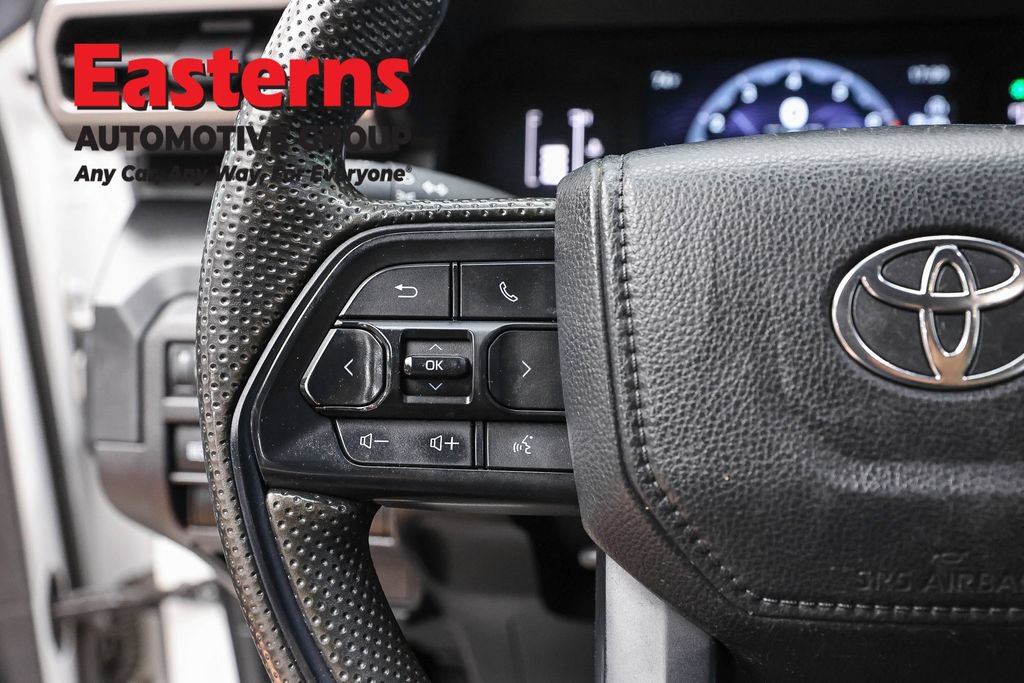 Used 2025 Toyota Tacoma SR RWD image 15