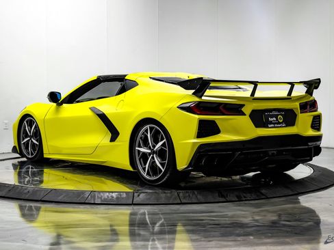 Used 2021 Chevrolet Corvette Stingray Premium Cpe w/ Z51 Performance Package RWD image 13