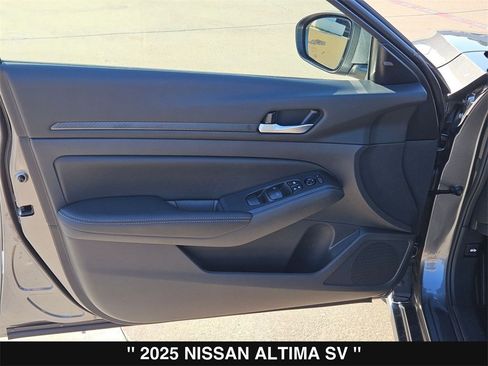 New 2025 Nissan Altima 2.5 SV image 14