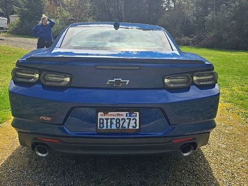 Used 2020 Chevrolet Camaro LT w/ RS Package image 11