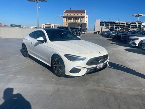 Used 2026 Mercedes-Benz CLE 300 4MATIC Coupe image 2
