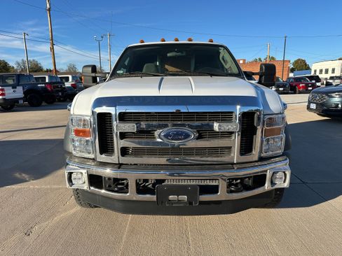 Used 2010 Ford F450 XLT image 2