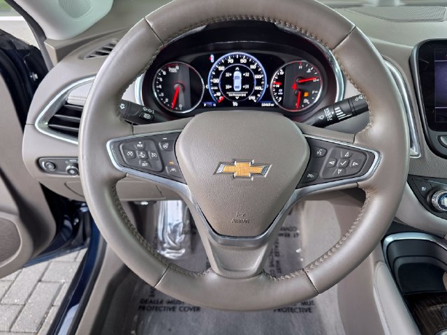 Used 2019 Chevrolet Malibu Premier w/ Sun and Wheel Package FWD image 29