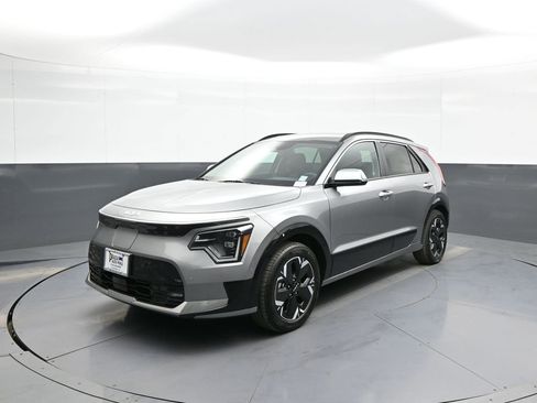 New 2025 Kia Niro Wave w/ Wave Preserve Package image 1
