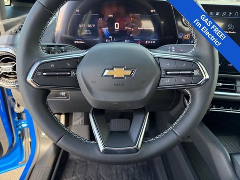 New 2026 Chevrolet Equinox EV LT w/ Comfort Package FWD image 10