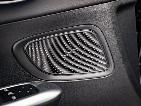 Used 2025 Mercedes-Benz C 300 C 300 image 24