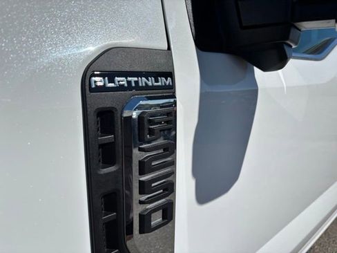 New 2026 Ford F250 Platinum w/ Platinum Plus Package image 10