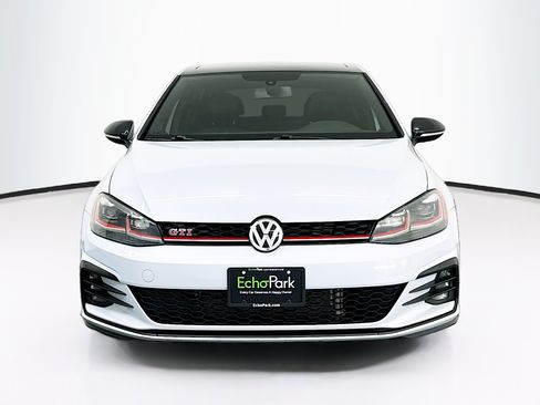 Used 2019 Volkswagen GTI SE FWD image 2