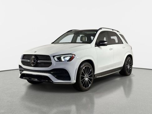 Used 2025 Mercedes-Benz GLC 350e 4MATIC image 7