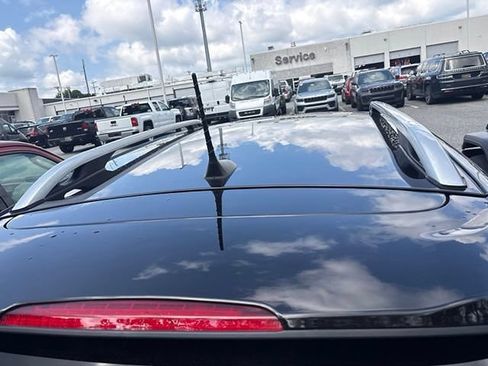 Used 2017 Jeep Cherokee Limited AWD/4WD image 13