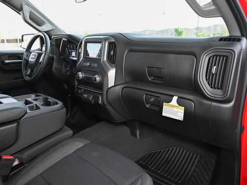 Used 2024 GMC Sierra 1500 Pro w/ Graphite Edition image 40