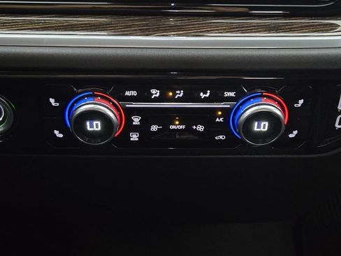 Used 2024 GMC Sierra 1500 SLE w/ X31 Off-Road Package AWD/4WD image 20
