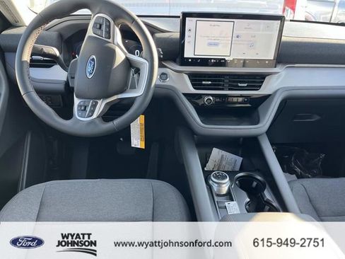 New 2026 Ford Explorer Active image 14