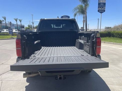 Used 2025 Toyota Tacoma TRD Sport w/ TRD Sport Premium Package AWD/4WD image 25