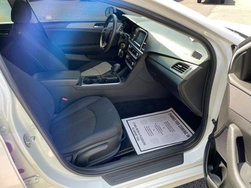 Used 2018 Hyundai Sonata SE FWD image 33