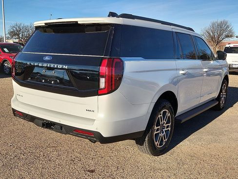 New 2025 Ford Expedition Max Active image 3