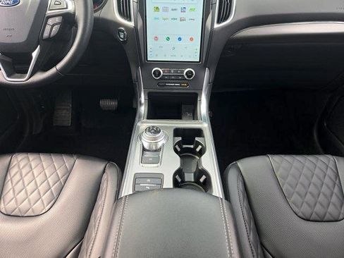 Certified 2024 Ford Edge Titanium w/ Equipment Group 301A AWD/4WD image 21
