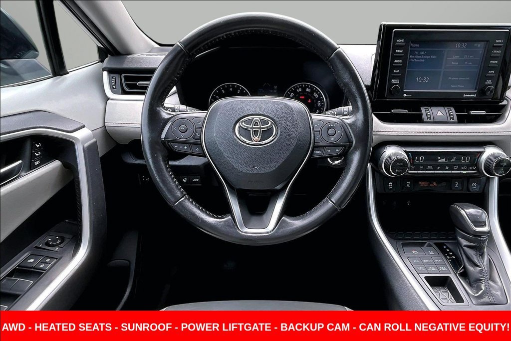 Used 2020 Toyota RAV4 XLE Premium AWD/4WD image 8