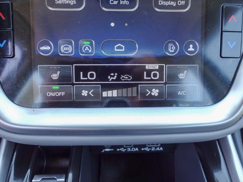 Certified 2025 Subaru Legacy Premium AWD/4WD image 18