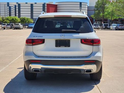 Used 2020 Mercedes-Benz GLB 250 image 6