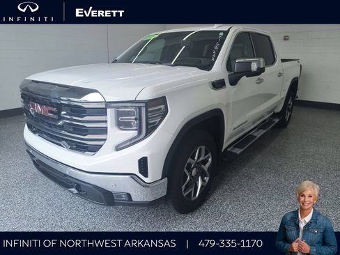 Used 2024 GMC Sierra 1500 SLT w/ SLT Premium Plus Package AWD/4WD image 1